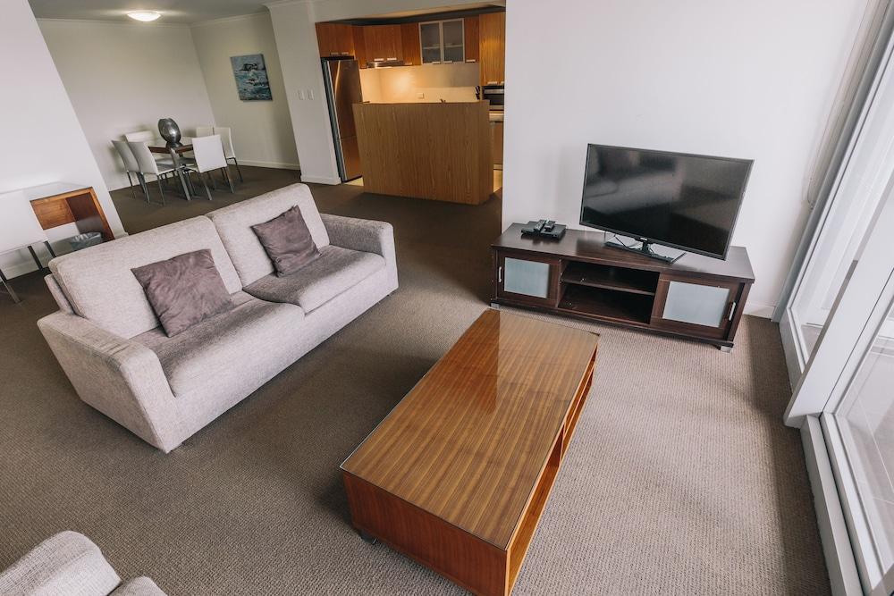 Newcastle Central Plaza Apartment Hotel Official Exterior photo