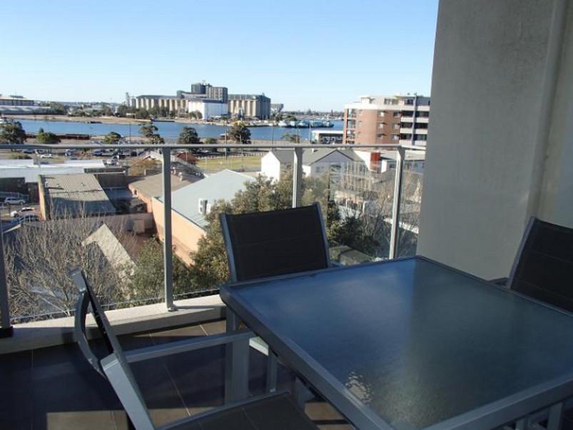 Newcastle Central Plaza Apartment Hotel Official Exterior photo