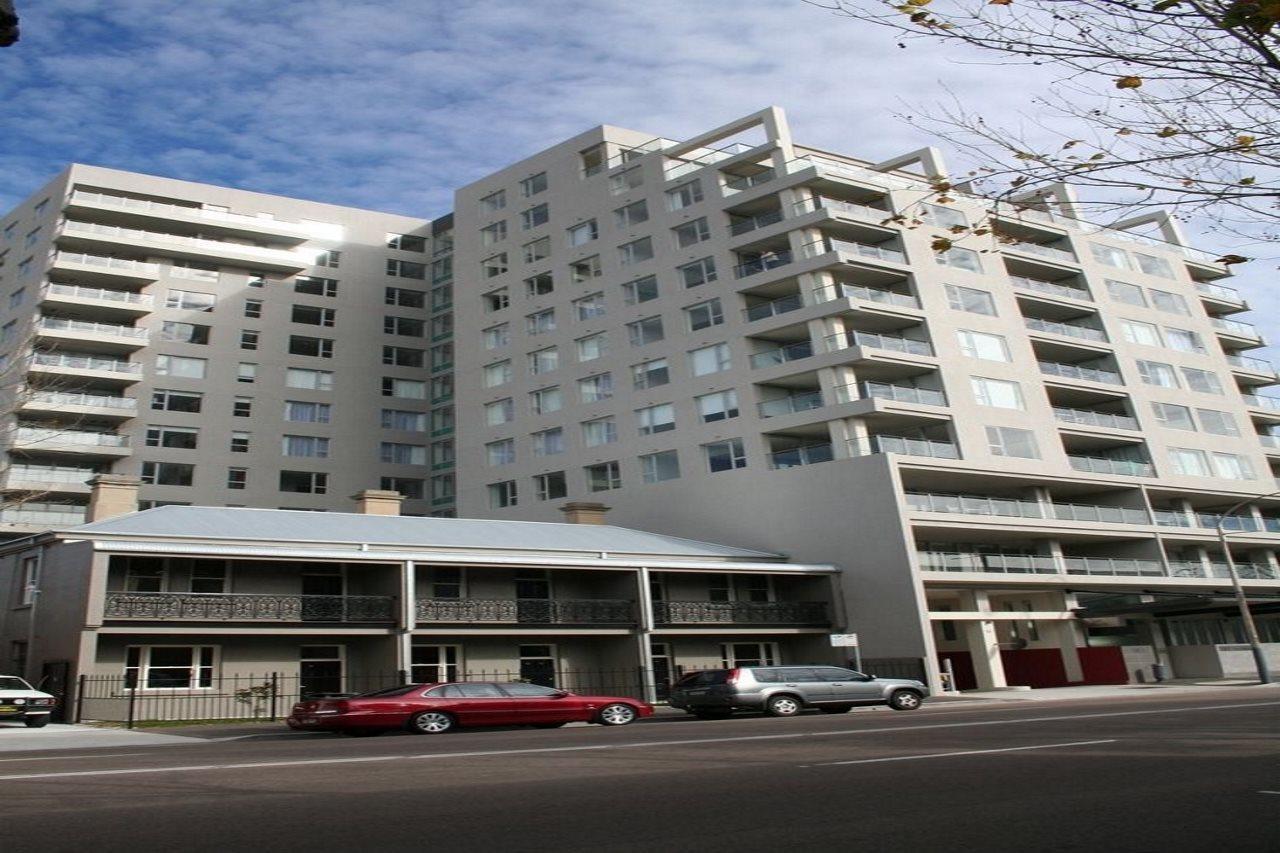 Newcastle Central Plaza Apartment Hotel Official Exterior photo