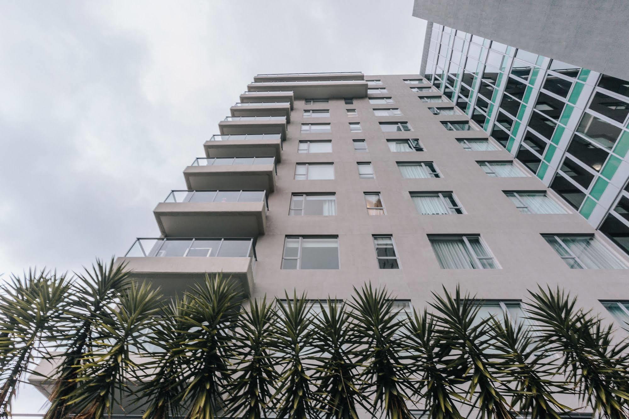 Newcastle Central Plaza Apartment Hotel Official Exterior photo