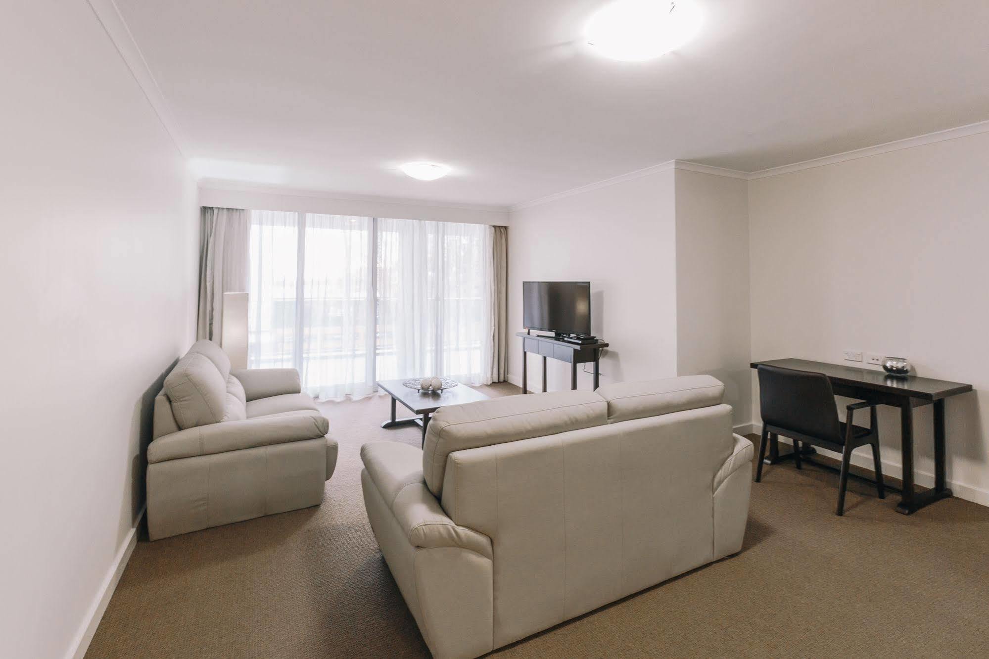 Newcastle Central Plaza Apartment Hotel Official Exterior photo